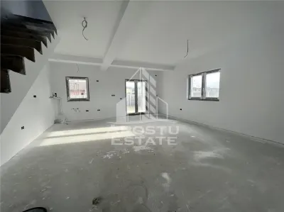 Duplex cu 4 camere, dressing si 3 bai. Toate utilitatile, la asfalt. - foto 13