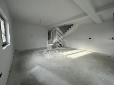 Duplex cu 4 camere, dressing si 3 bai. Toate utilitatile, la asfalt. - foto 6