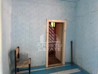 Casa de caramida in Sustra ,Topolovatul Mare cu teren de 1522 mp. - foto 10