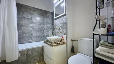 Apartament de vanzare cu 3 camere, 2 bai si o boxa, zona Torontalului - foto 11