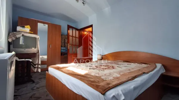 Apartament 3 camere Arad - poza 1