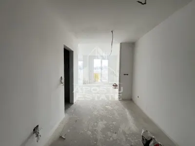 DE VANZARE Apartament 2 camere Zona Torontalului - pozitie excelenta - foto 8