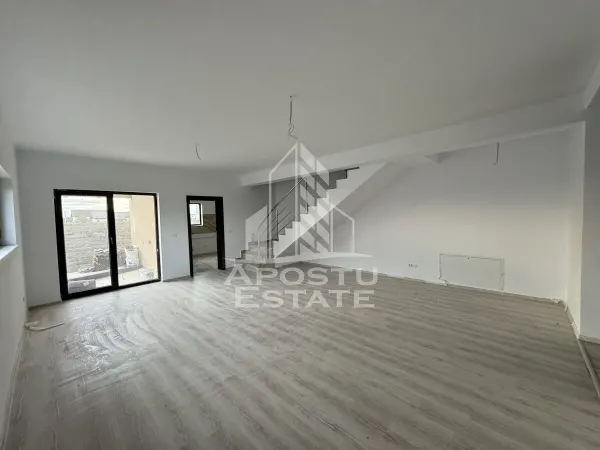 Casă 4 camere Moșnița Nouă - poza 1
