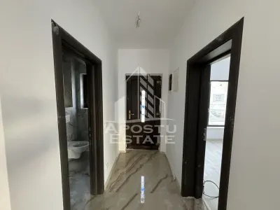 Duplex situat Central cu 4 camere si 3 bai in Mosnita Noua - foto 6