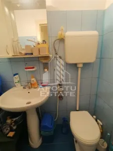 Apartament cu 2 camere, decomandate, centrala proprie in Piata Unirii. - foto 5