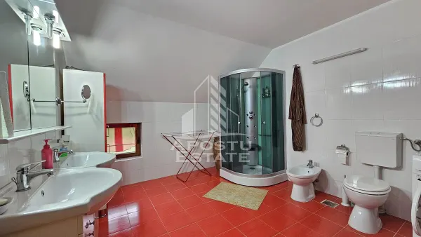 Casă 7 camere Ghioroc - poza 19