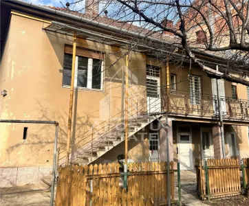 Casa individuala cu intrari separate in zona Complexului Studentesc - Timisoara