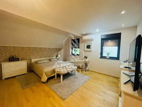 Casă 4 camere Dumbrăvița - poza 8