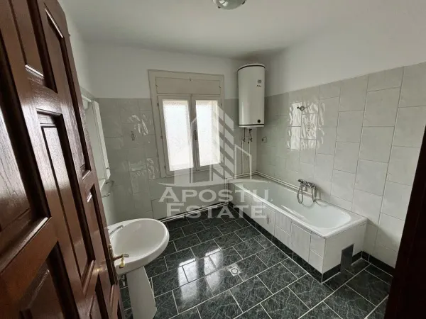 Casă 12 camere Clocotici - poza 18