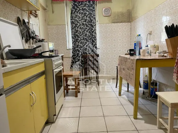 Apartament 4 camere Arad - poza 2