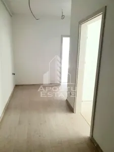 Apartament spatios cu 2 camere etaj intermediar in spate la hotel IQ - foto 4