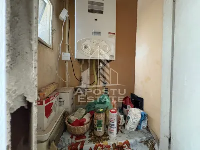 Apartament 3 camere, etaj intermediar, bloc anvelopat in zona Lipovei - foto 5