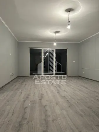Casă 4 camere Parta - poza 2