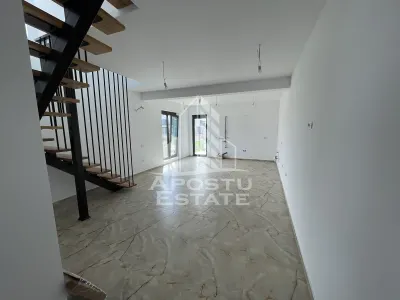 Duplex de vanzare, cartier Le Villette-Covaci, COMISION 0% . - Covaci
