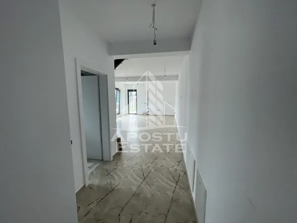 Casă 4 camere Covaci - poza 2