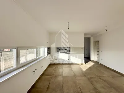 Jumatate de duplex cu 4 camere de vanzare, Becicherecu Mic - foto 4