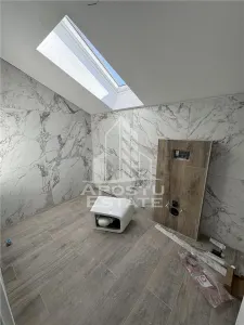 Penthouse cu scara interioara deosebita, 3 camere si 2 bai langa Lidl. - foto 14