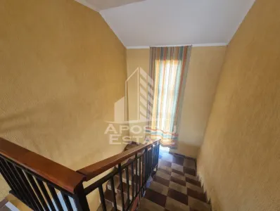 Casa spatioasa, 280 mp utili, Sannicolau Mare - foto 15