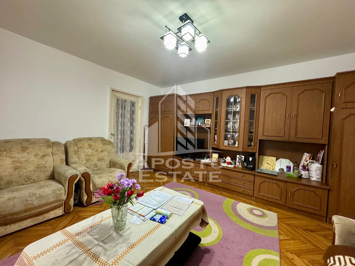 Apartament cu 2 camere, boxa la subsol, Zona Lipovei - Timisoara