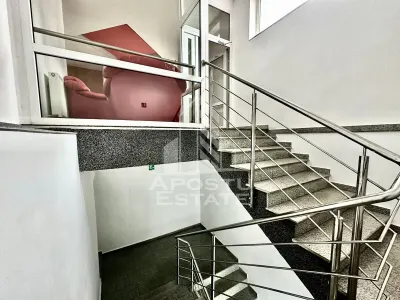 Spatiu Comercial/Birouri de Inchiriat In zona UTA langa Penny, Ared - foto 18