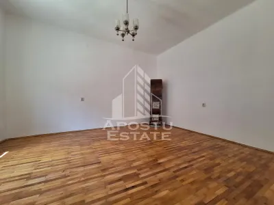 Spatiu de birou sau apartament cu 3 camere, 85 mp utili, Boul Rosu - foto 2