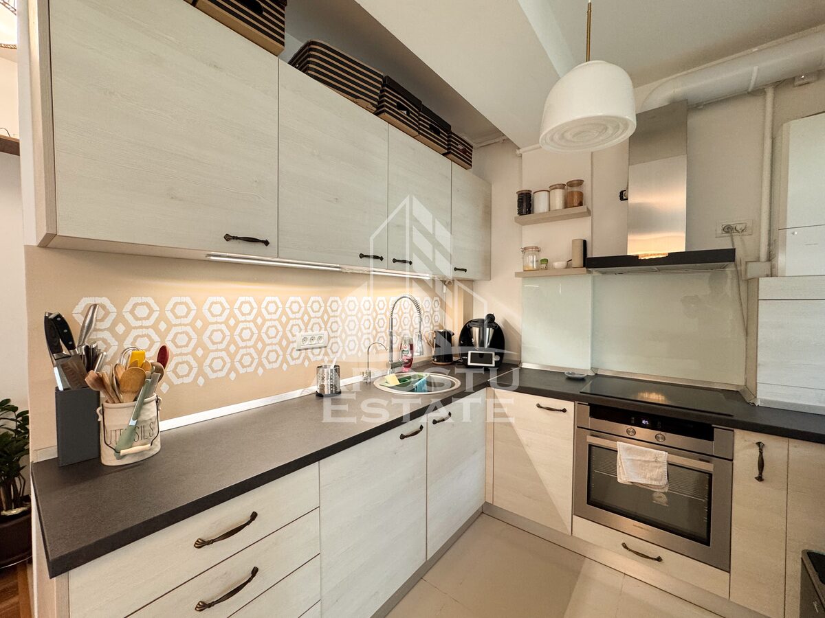Apartament 3 camere, decomandat, etaj 2, parcare subterana, Braytim - Timisoara