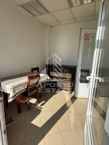 Apartament la casa cu 2 camere,  loc de parcare,  zona Telegrafului. - foto 8