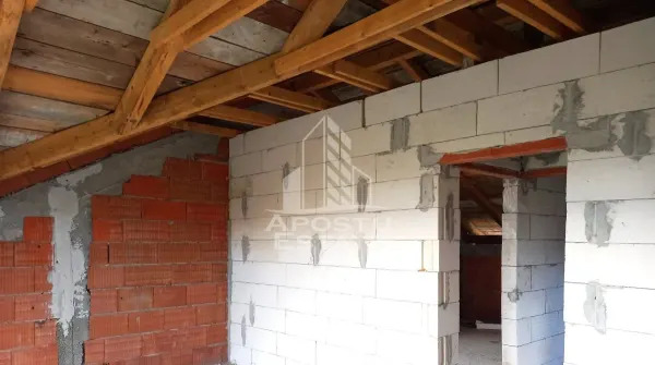 Casă 5 camere Sofronea - poza 10