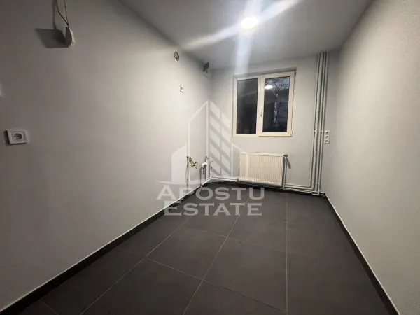 Apartament 2 camere Ghiroda - poza 1