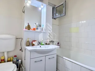 Apartament de vanzare Calea Torontalului Cetatii centrala boxa - foto 3
