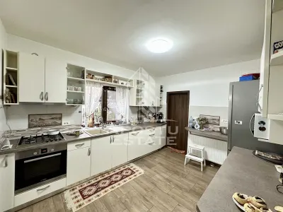 Casa individualade vanzare cu 4 camere, teren 816 mp, Dumbravita - foto 7