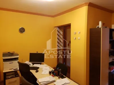 apartament 2 camere ideal pentru investitie situat in Piata Unirii - Timisoara