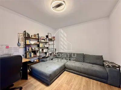 Apartament o camera si curte de vanzare zona Lunei - Complex Timisoara - Timisoara