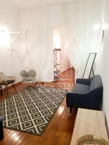Apartament cu 2 camere , 66 mp , centrala proprie, zona Ultracentrala - foto 3