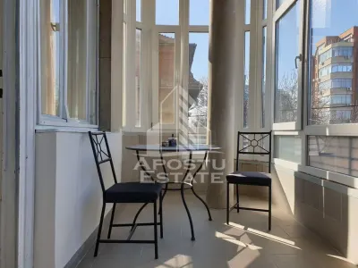Apartament ultracentral, complet renovat in Timisoara - foto 4