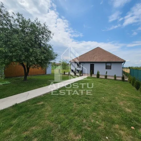 Casă 5 camere Sanpetru Mic - poza 1