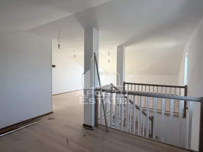 Casa tip duplex de vanzare Sacalaz - foto 10
