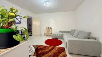Apartament cu 3 camere, curte si boxa de vanzare, Zona Simion Barnutiu - foto 2