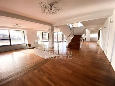 Clinica / Centru medical / Studio Pilates / SPA - Arad
