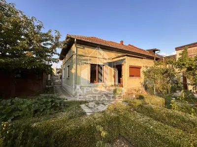 Casa individuala cu teren si garaj in zona Gara de Est, Timisoara - Timisoara