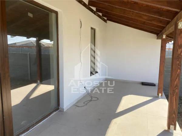 Casă 4 camere Moșnița Veche - poza 1