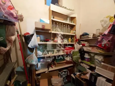Apartament 3 camere cu vedere si balcon spre Piata Catedralei - foto 15