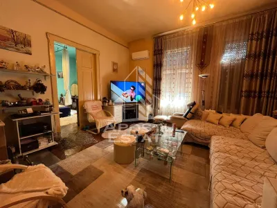 Casa individuala  7 camere, 3 bai, garaj, teren 1129 mp, zona Iosefin - Timisoara