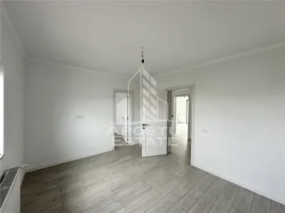 Jumatate de duplex de vanzare, despartit, Dumbravita - foto 10