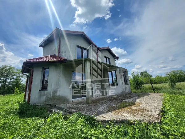 Casă 8 camere Jebel - poza 2