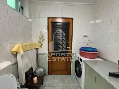 Casa 2 camere de vanzare Calea Sagului, Timisoara, curte comuna - foto 3