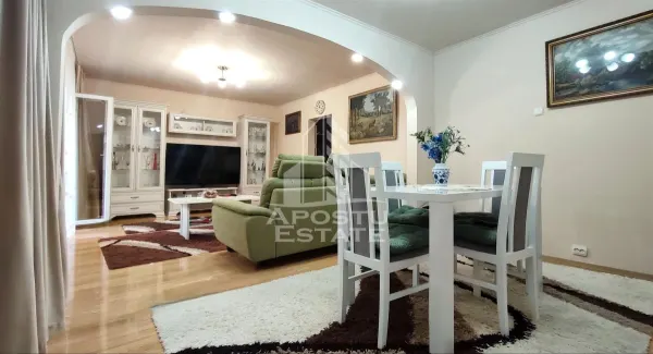 Apartament 4 camere Arad - poza 2