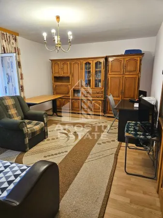 Apartament 3 camere Arad - poza 1