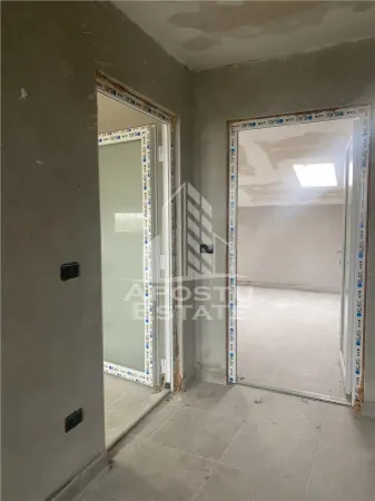 Casă 4 camere Moșnița Veche - poza 9