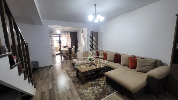 Casă 4 camere Dumbrăvița - poza 1
